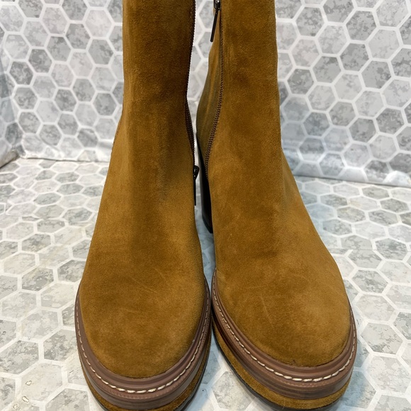Steve Madden Suede Blocked Heel Bootie 9.5 - Picture 2 of 8